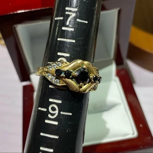Gold Sterling Silver Vintage Sapphire Vintage SIZE 7 - Picture 4 of 17